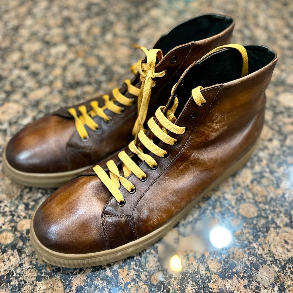 Belvedere Men’s Sneakers Size 12.